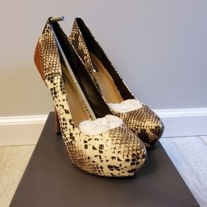 H by Halston platform heel